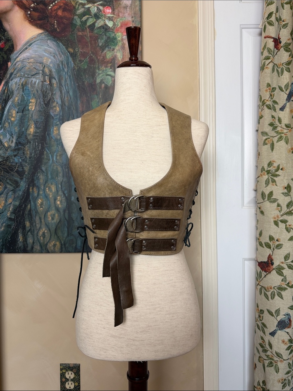 The Leather Lair Renaissance Faire Elven Archer Brown Leather Buckle Vest